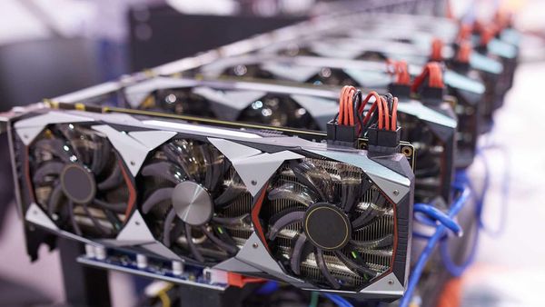 В Казахстане задержали крупную группировку бандитов-майнеров