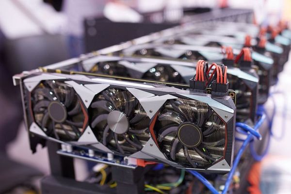 Видеокарты в России подешевели в пять раз